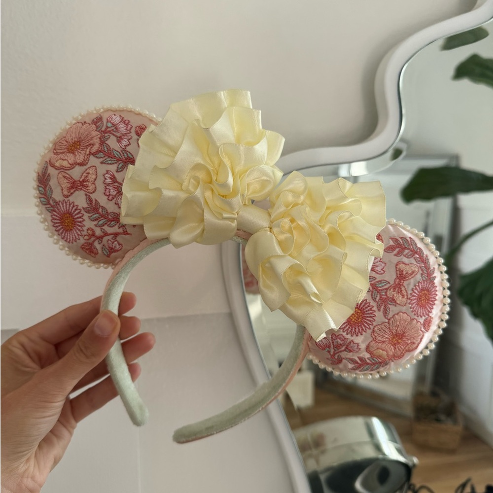 2022 Embroidered Flowers Minnie Ears Headband